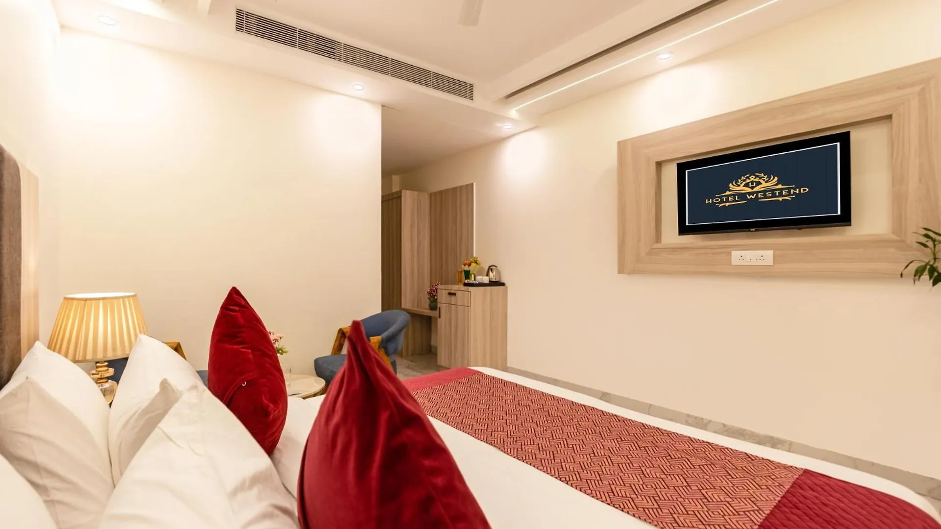 Hotel Silky Palace Delhi Airport New Delhi 4*,  India