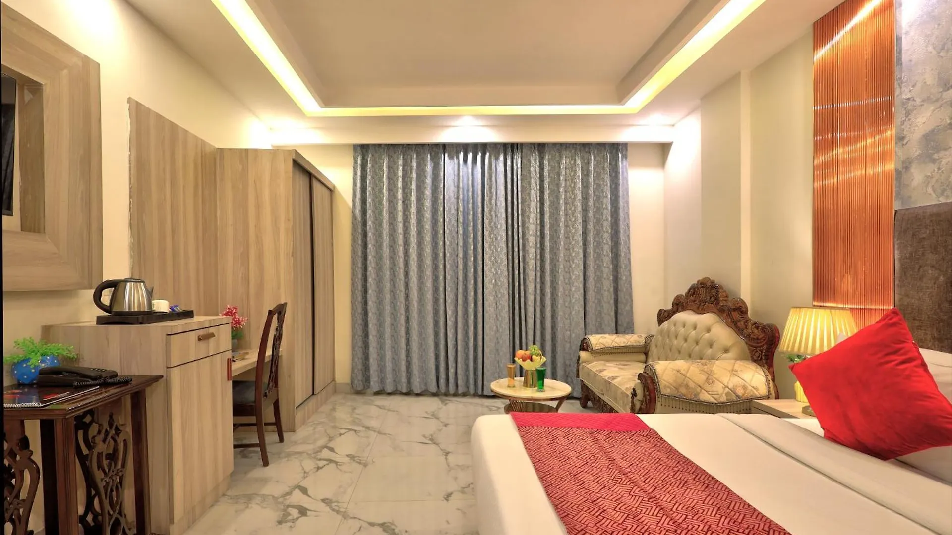 Hotel Silky Palace Delhi Airport New Delhi